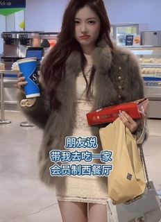 网红美女「陈熙雅Thea」日常搞笑:我有点事先儿了 网友:这种才叫宝藏女孩