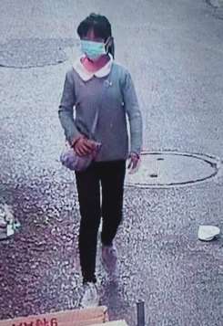 郑州一11岁女孩被母亲打骂后离家出走