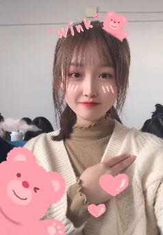 高颜值美女大学生,可爱又漂亮!网友:我坠入爱河了!