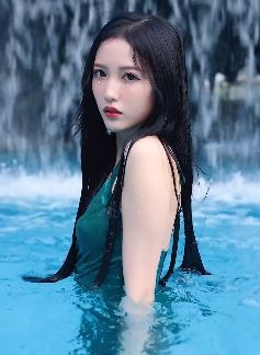 网红妹子「宸荨樱桃」出水芙蓉返场 这挑战难度有点大