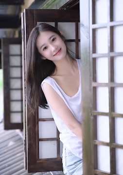 看一眼就喜欢的邻家女孩,你有没有心动的感觉呢?