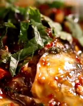 正宗四川藿香鲫鱼的做法，看着视频教程都流口水！