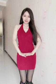 性感美女「慢慢姑娘」掌握了流量密码,配文:是直接爱我还是走个流程!