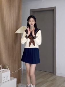 元气少女「恬甜郑」穿jk制服居家浅跳,如此甜妹爱了吗?
