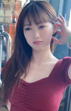 微胖小姐姐「吴小鹿」想吃一块钱一根的冰棍,网友:我给你批发回来!
