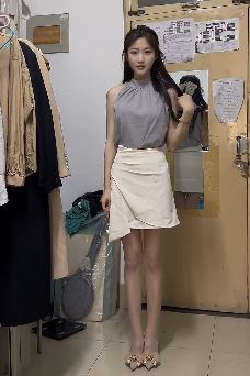 好看小姐姐「林希」分享轻熟风穿搭 配文:没有人能拒绝姐姐风