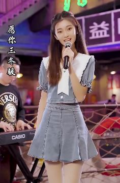 宝藏女孩「Kiki大魔王」路演翻唱歌曲《愿你》，愿你三冬暖愿你春不寒！