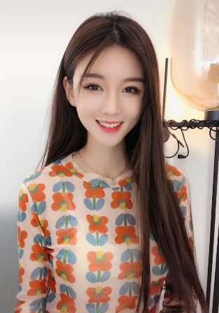 看到这样的女孩，是不是很想撩呢？