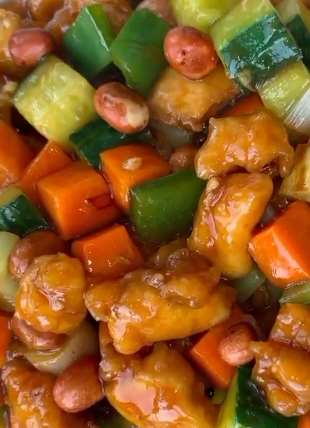 一道最下饭的家常菜《宫保鸡丁》的做法