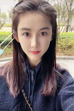好清秀的小姐姐,网友:我是女的这颜值都爱了!