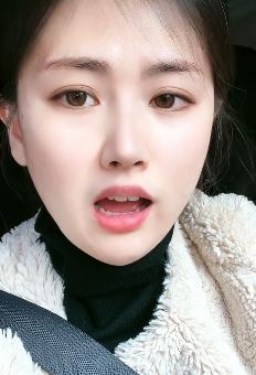 美女搞笑：再也不相信专家说的话了，害我拉一裤子