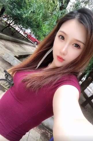 有没有被美女的逆天颜值吸引呢？