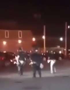 美国警察开枪打死抗议者