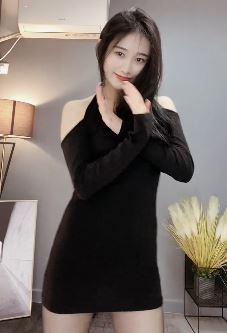 身材火辣的小姐姐「夏若若」性感热舞 网友:比直播间里好看!