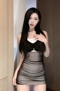 昆明小姐姐「小柠饱饱」性感穿搭居家浅跳,身材好颜值高看一眼爱了!