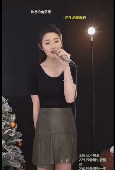 网红歌手「张荟」走心翻唱经典老歌《漂洋过海来看你》，人美歌甜气质佳