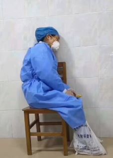 广西援汉护士脱防护服时心脏骤停