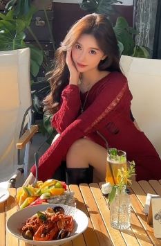 甜美小姐姐「宗蕊」分享日常晒美食,网友:哪里来的绝世小仙女!