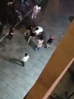 湖南衡阳一男子超市买发霉法饼，退货遭老板殴打骨折