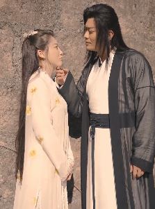 怀个旧！黄海冰发抖音，与张棪琰合作玩变装，再见朱七七、沈浪合体！