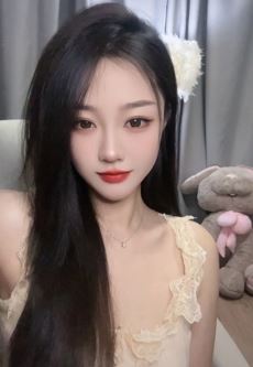 气质小姐姐「金条儿」纯欲穿搭分享居家随拍