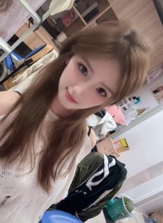 甜美女主播「zheni珍妮」分享女大学生居家日常,妥妥一个小仙女!