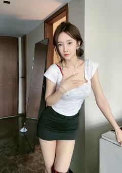 耐看型小姐姐「甜橙晓晓」性感穿搭居家浅跳 网友:加个黑丝就完美