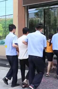 河南一男子与女网友裸聊被录不雅视频敲诈