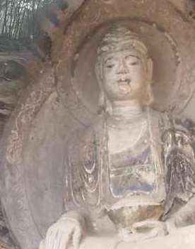 沉睡千年石佛面世 石佛寺遗址迎大批市民参观