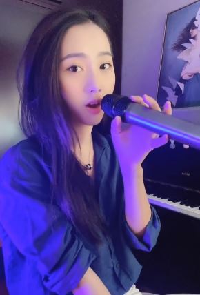 小姐姐唱的这道《世界这么大还是遇见你》不输原唱!