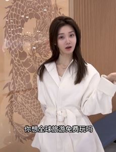 美女车模「张芮尔」搞笑：快来加入我们一起想！