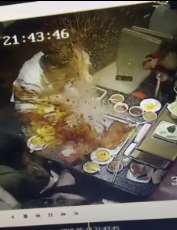 海底捞火锅吃着吃着突然爆炸了,太可怕了!