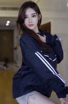 抖音性感小姐姐「婧涵」网友:比明星还漂亮,中国最美女!