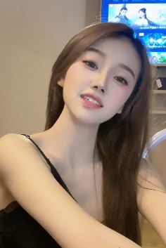 甜妹子「小禾同学」搞笑：说我是女的 你到处说我是你的！网友：好想跟她谈恋爱！