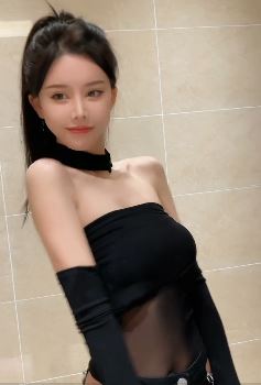 性感美女「尤拉学姐」说自己经常被男人骗,你心疼这位漂亮小姐姐吗?