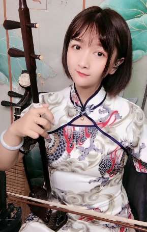 才女二胡演奏《真的好想你》，拉的真好听！