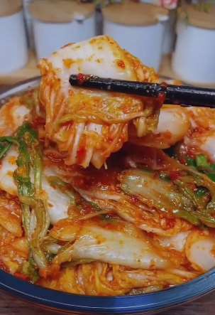 教你辣白菜怎么做，调料配制很重要！