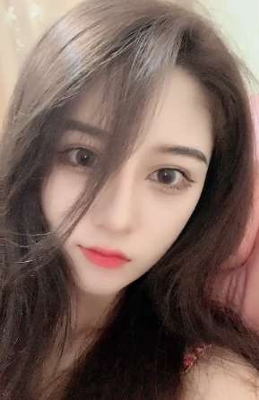 快手福利视频：漂亮的大眼美女