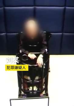 重庆一男子每天到同一超市偷酒喝，酒量大又不舍得花钱买酒