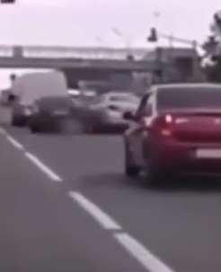 超车成功了快几秒，不成功则快一辈子