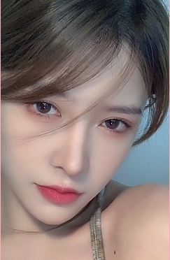 抖音最美女网红「木牧」网友：画一般的美人！