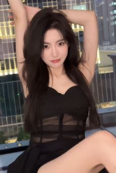 漂亮小姐姐「美大宝」纯欲穿搭分享日常随拍 网友:简直又美又飒