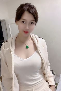 耐看型小姐姐「蕾蕾」感悟人生：人这一生若有图也不过是一份温暖和惦记