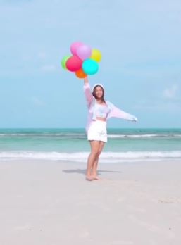 刷爆朋友圈的旅拍照片