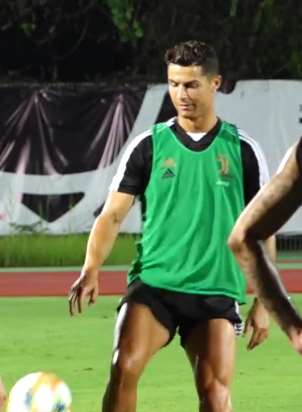 你是C罗的粉丝吗？说说你为何喜欢C罗呢？