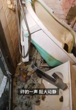 沈阳一夫妻给宝宝洗澡时热水器突然爆炸 3人被烫伤送医