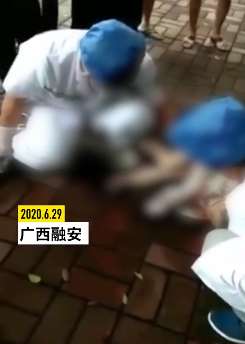 母亲出去买菜 3岁女孩从5楼坠亡