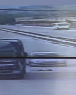 惊出一身冷汉!小女孩飞奔过马路与死神擦肩而过!