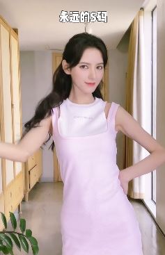 看完张予曦热舞的这个短视频，才知道yyds是什么！