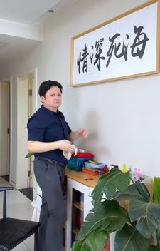 陈老斯夫妻搞笑:情深死海